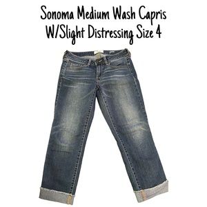 EUC Sonoma Medium Wash Capris W/Slight Distressing Size 4